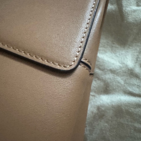 Tory Burch Block T Backpack - Picture 4 of 16